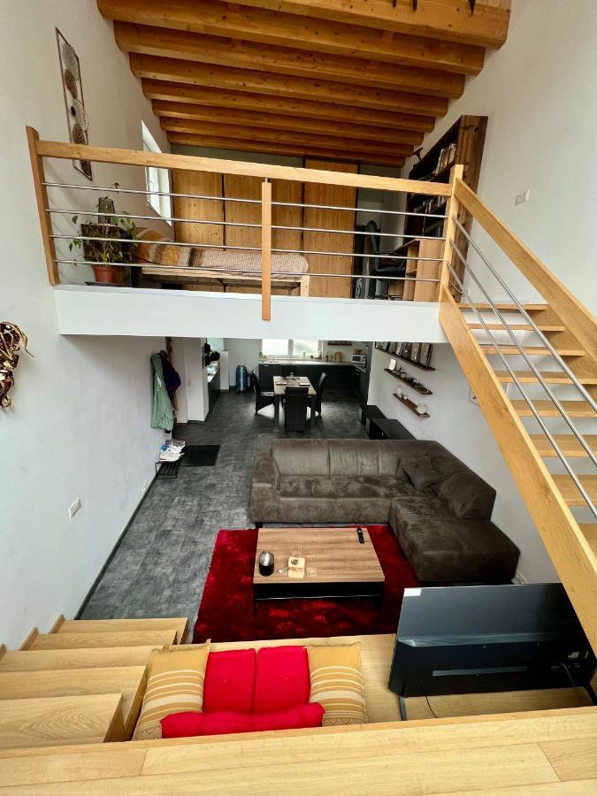 Capstay La Louvière Екстериор снимка