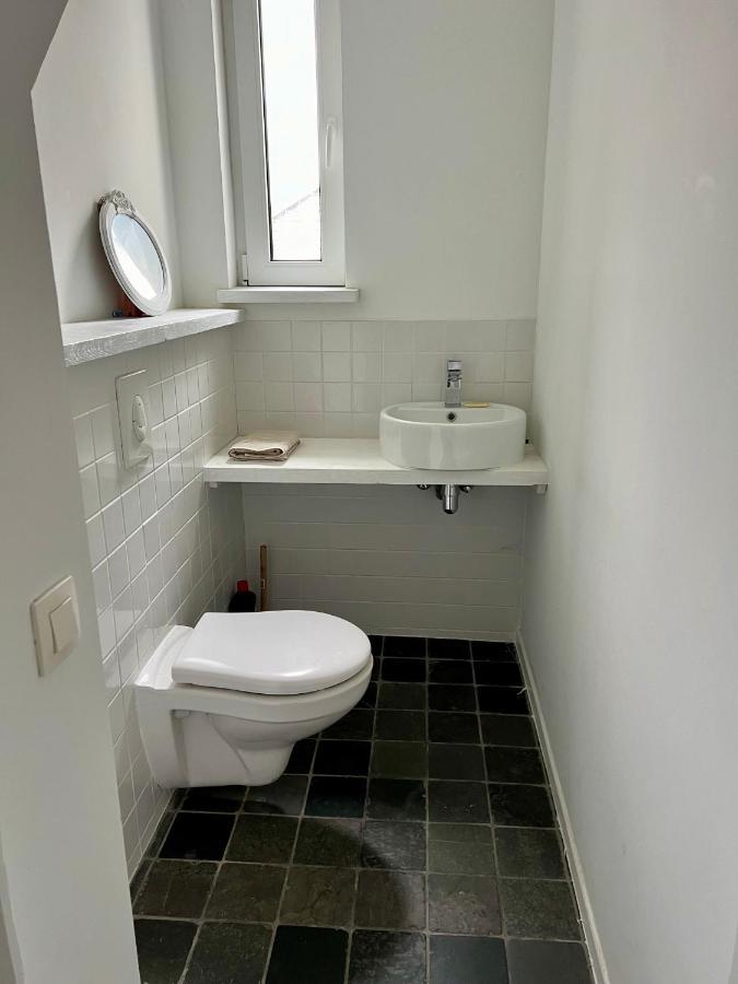 Capstay La Louvière Екстериор снимка